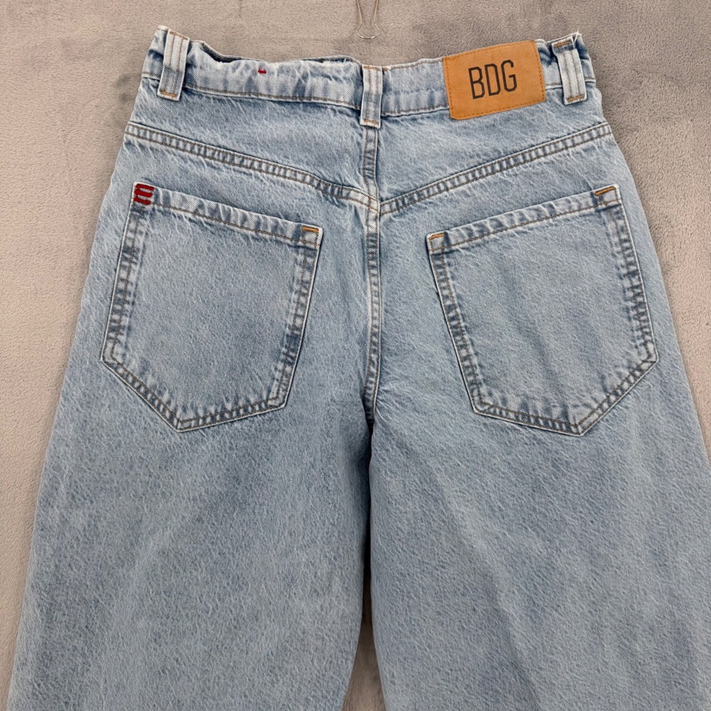 BDG Women's Blue Rih‎ Extreme Baggy Mid-Rise Relaxed Fit Jeans Women's Size 25 - Picture 10 of 16
